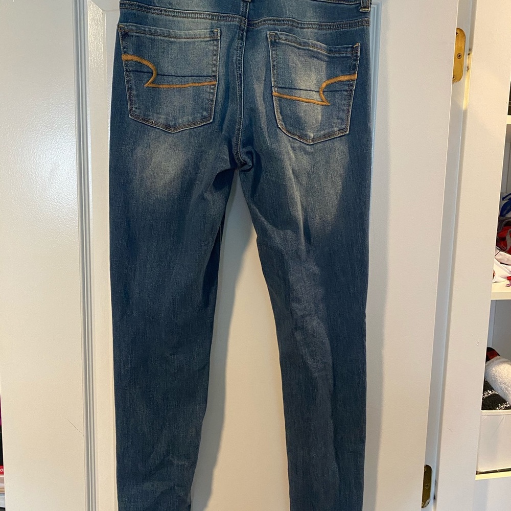 AE Jeans - Picture 2 of 5